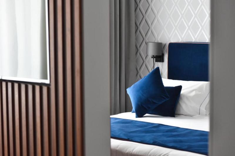 Duomo Hotel & Apartments - Oda