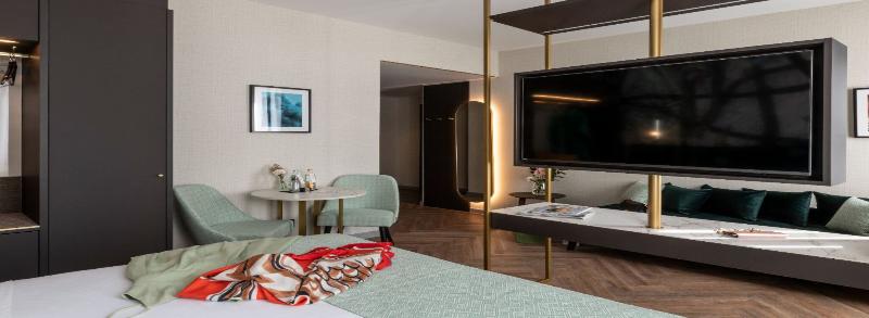 Duomo Hotel & Apartments - Oda