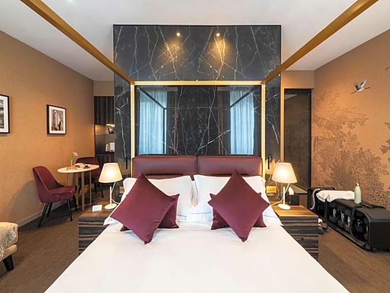 Duomo Hotel & Apartments - Oda