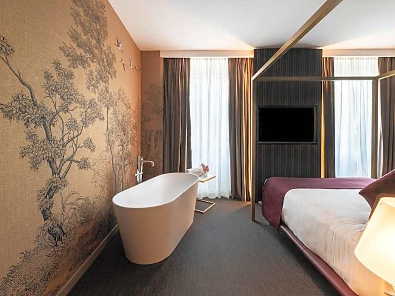 Duomo Hotel & Apartments - Oda