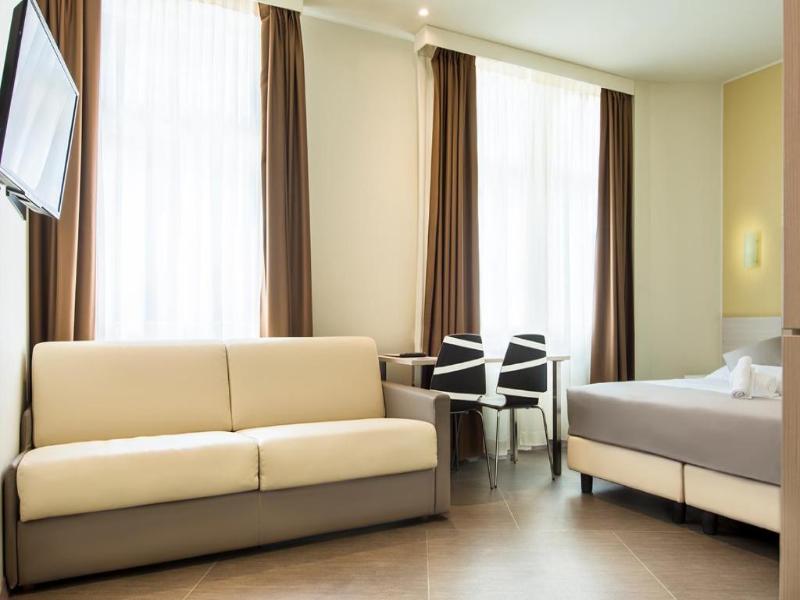 Duomo Hotel & Apartments - Oda