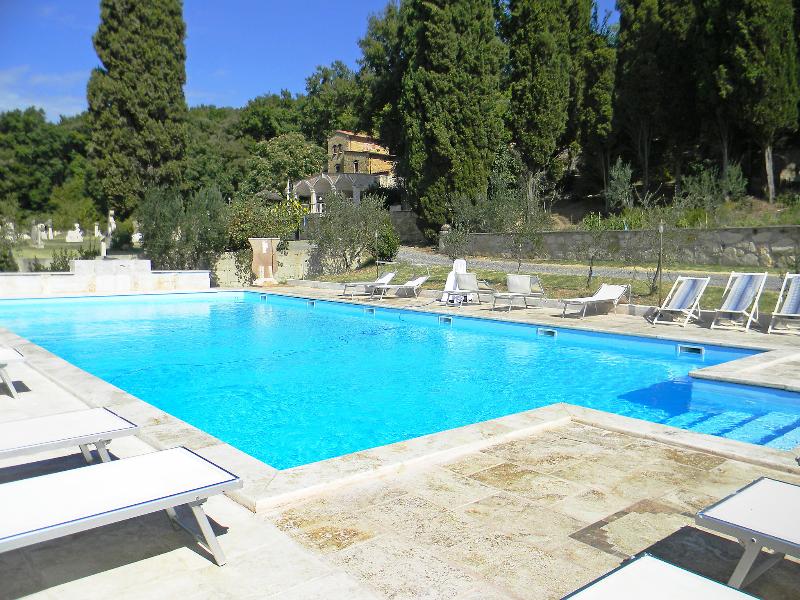 Le Querciolaie - Three Bedroom - Genel