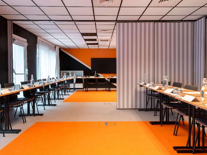 Ibis Styles La Rochelle Centre les Minimes - Genel