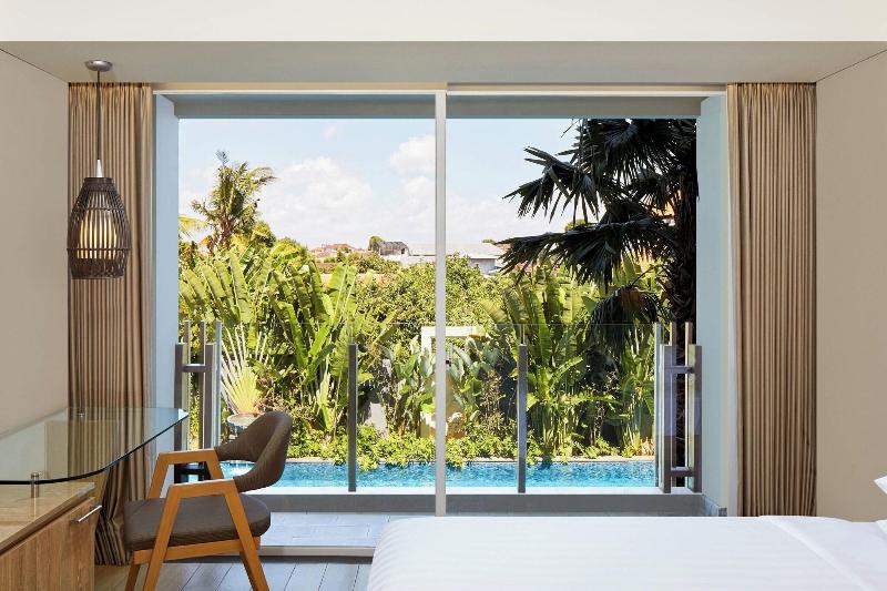 Fairfield by Marriott Bali Legian - Havuz