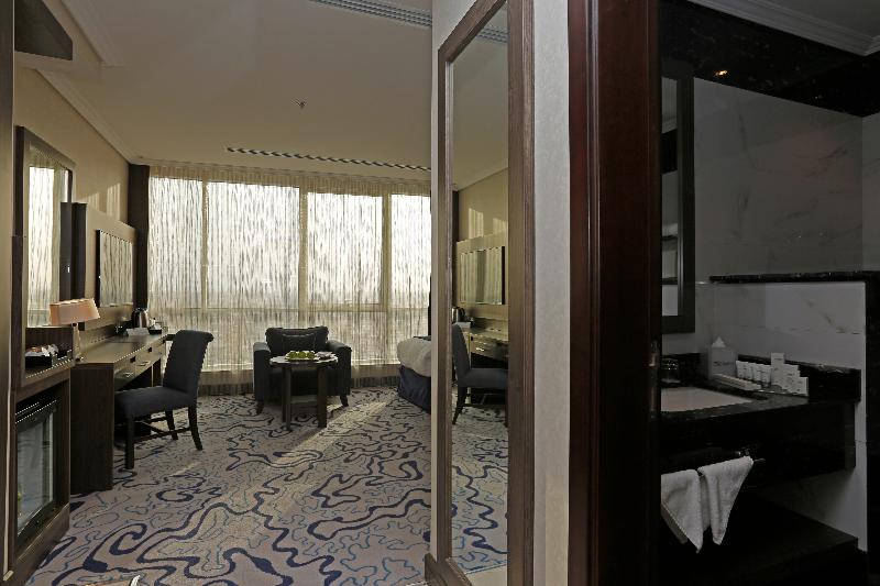 Swiss Flora Royal Hotel Riyadh - Oda