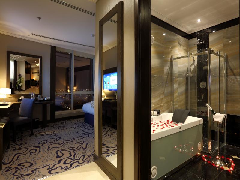 Swiss Flora Royal Hotel Riyadh - Oda