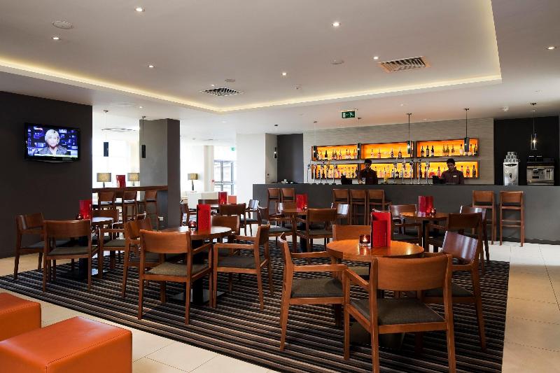 Crowne Plaza London Heathrow - Bar