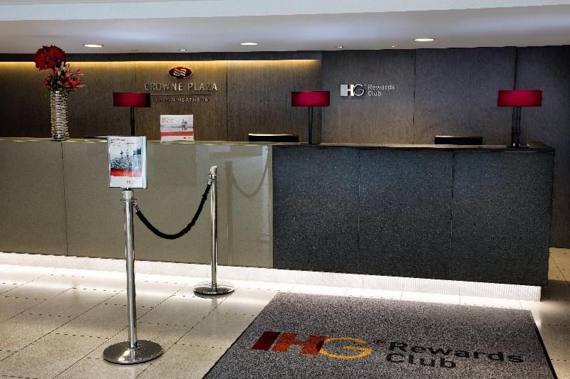 Crowne Plaza London Heathrow - Lobi