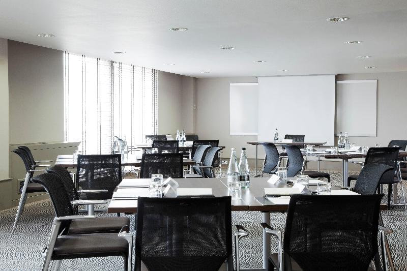 Crowne Plaza London Heathrow - Toplantı