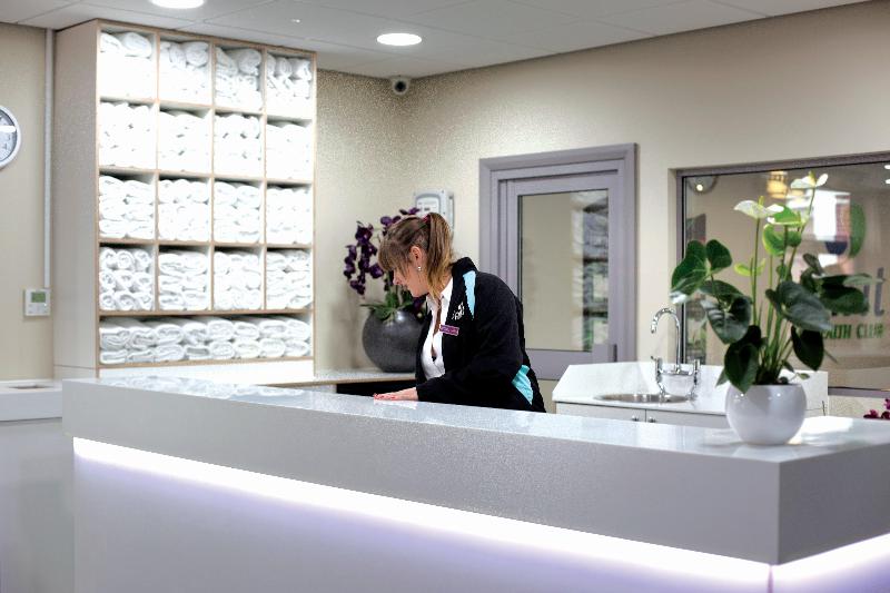 Crowne Plaza London Heathrow - Havuz