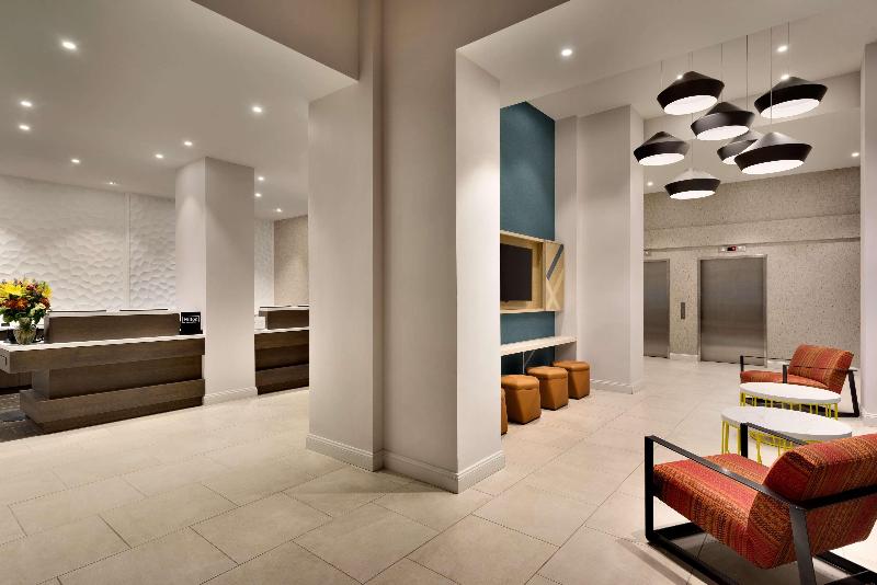 Hilton Garden Inn New York Times Square South - Lobi