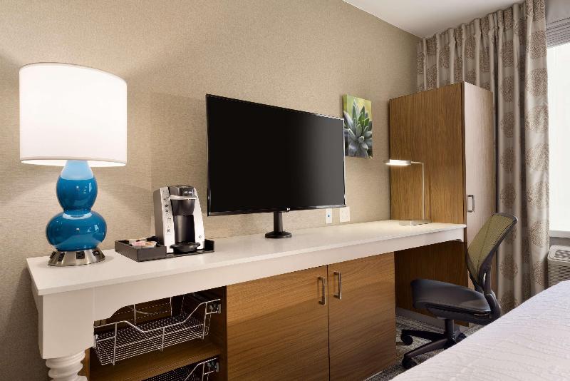 Hilton Garden Inn New York Times Square South - Oda