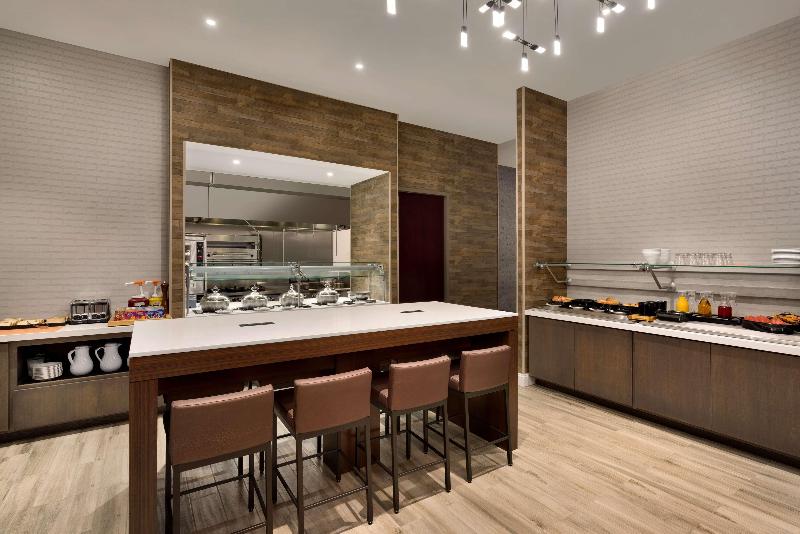 Hilton Garden Inn New York Times Square South - Restoran