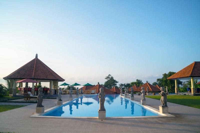 Taman Surgawi Resort & Spa - Havuz