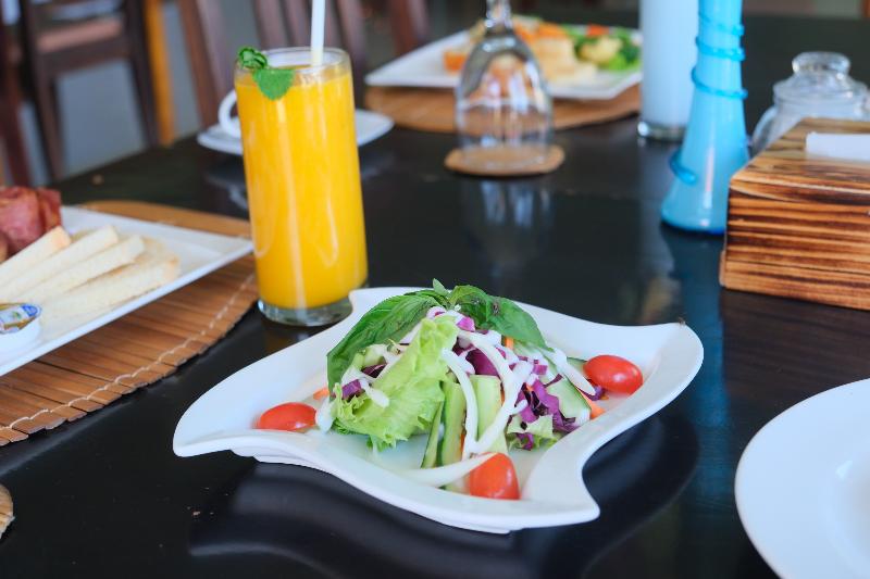 Taman Surgawi Resort & Spa - Restoran