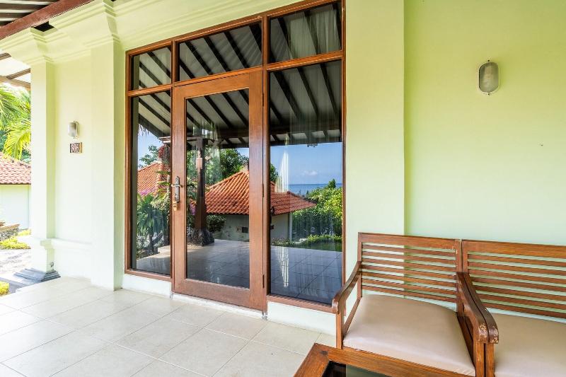 Taman Surgawi Resort & Spa - Teras