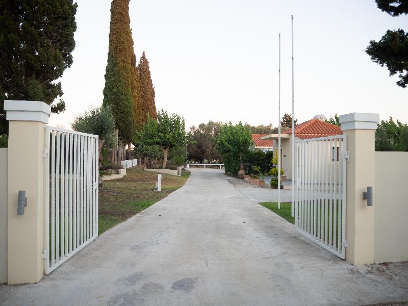 Cypress Garden Villas - Lobi