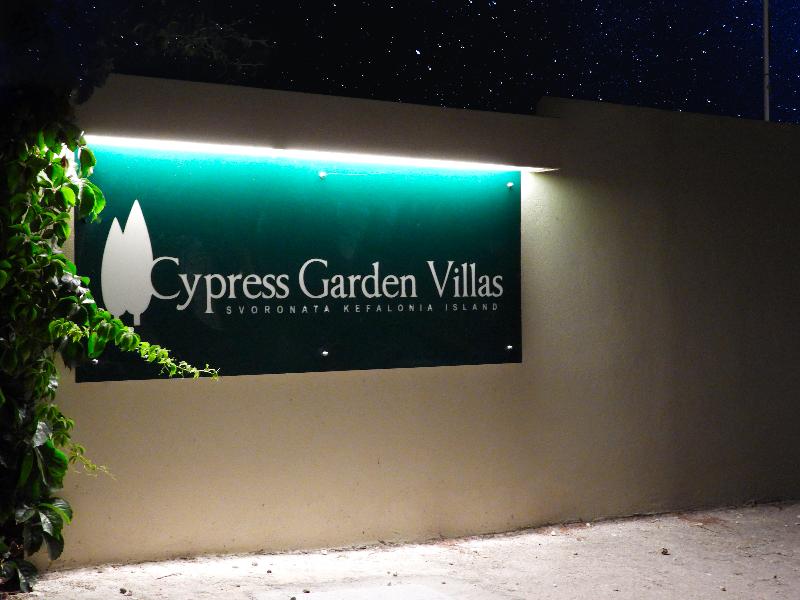 Cypress Garden Villas - Lobi