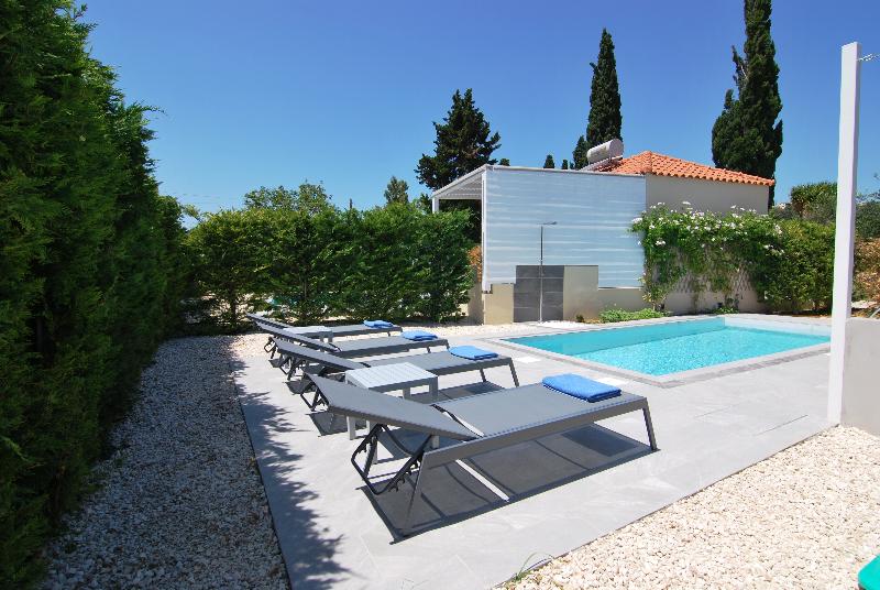 Cypress Garden Villas - Havuz