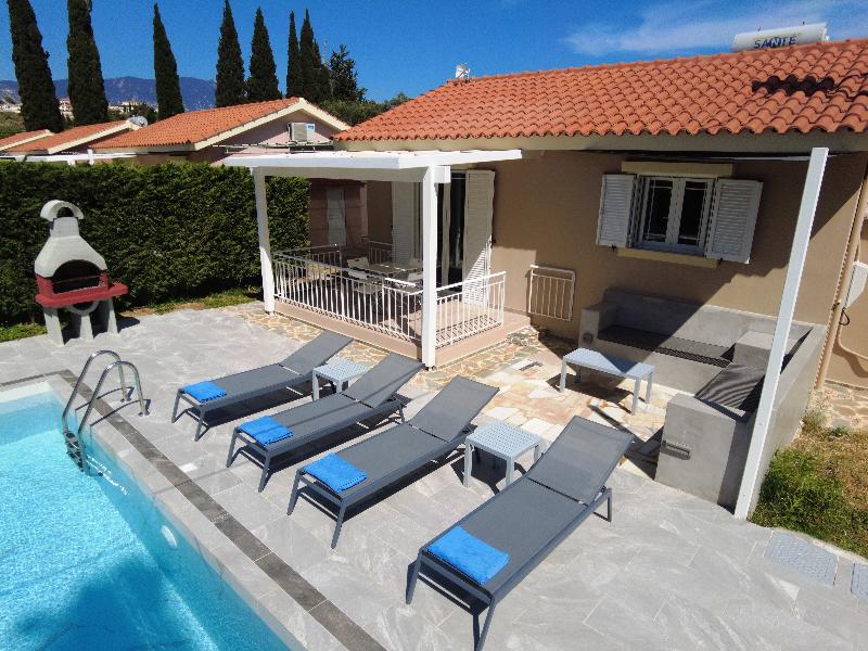 Cypress Garden Villas - Havuz