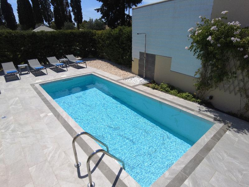 Cypress Garden Villas - Havuz