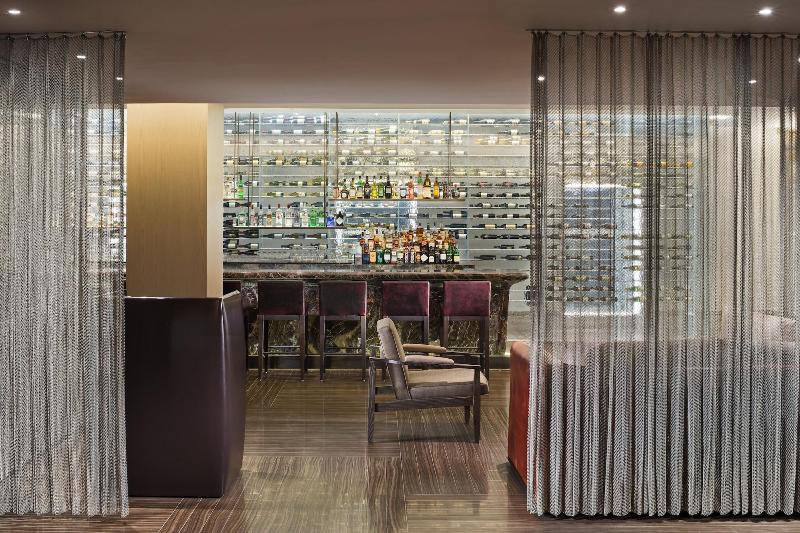 The Knickerbocker Hotel - Bar