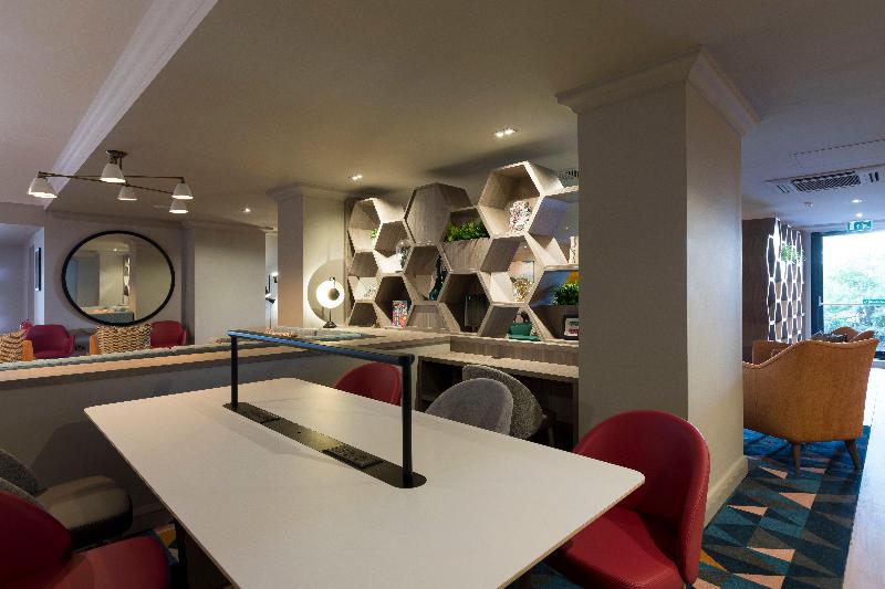 Holiday Inn Glasgow Airport - Lobi