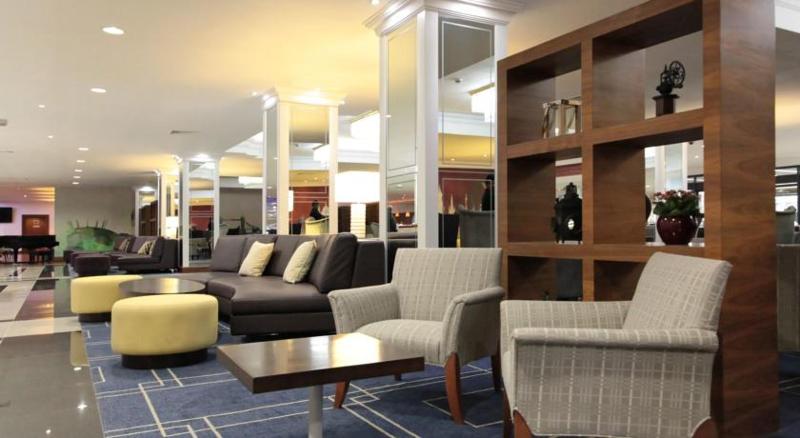 Renaissance London Heathrow - Lobi