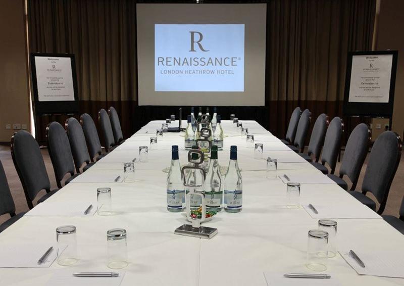 Renaissance London Heathrow - Toplantı