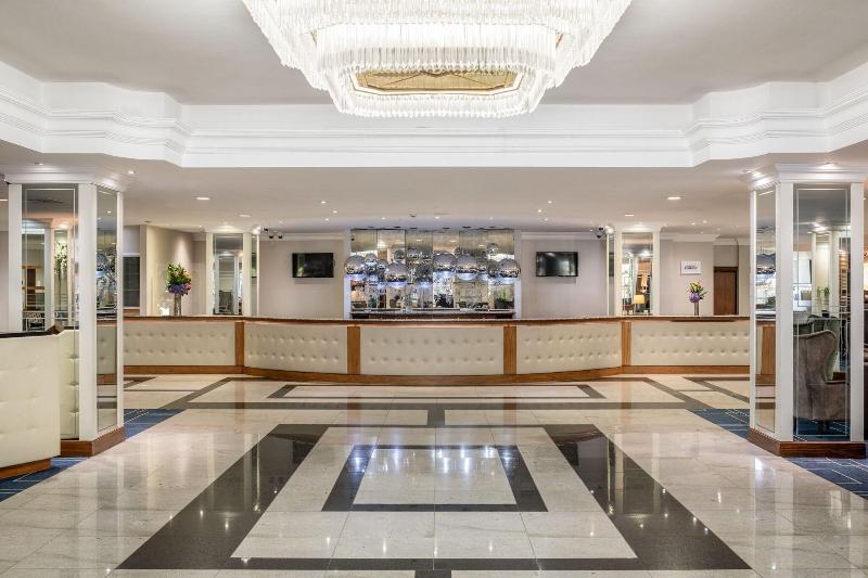 Renaissance London Heathrow - Genel