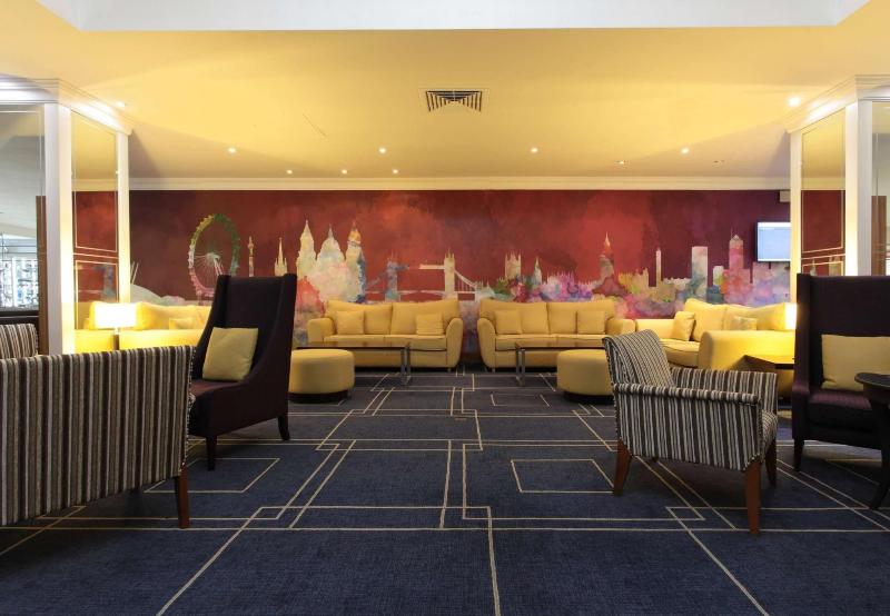 Renaissance London Heathrow - Genel
