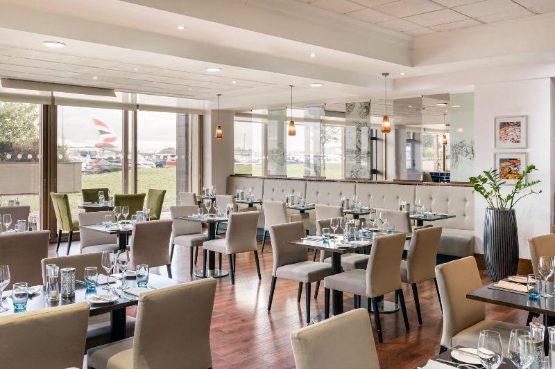 Renaissance London Heathrow - Restoran