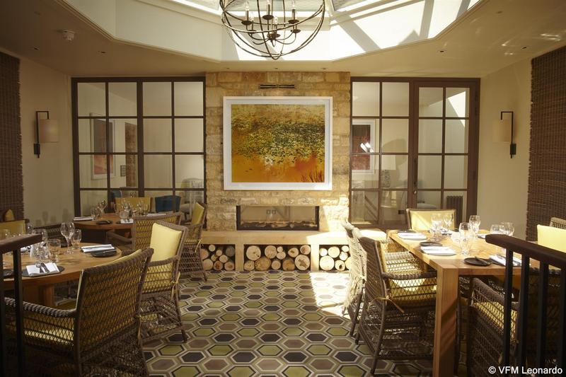 Dormy House - Genel