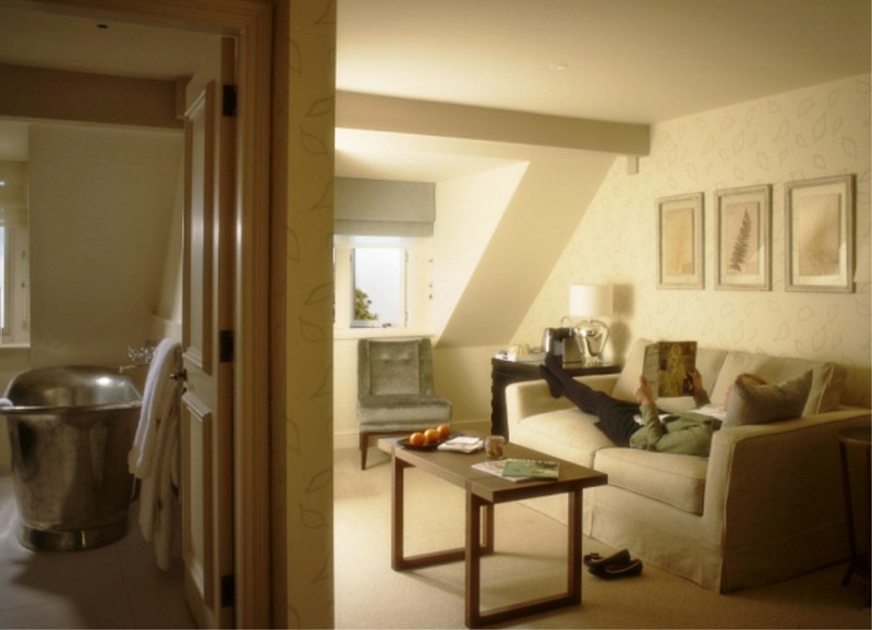 Dormy House - Oda