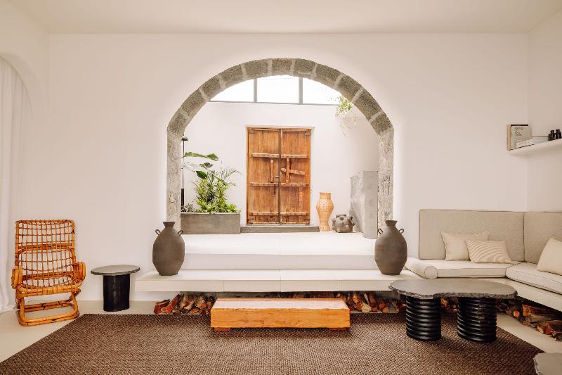 White Exclusive Suites & Villas - Lobi