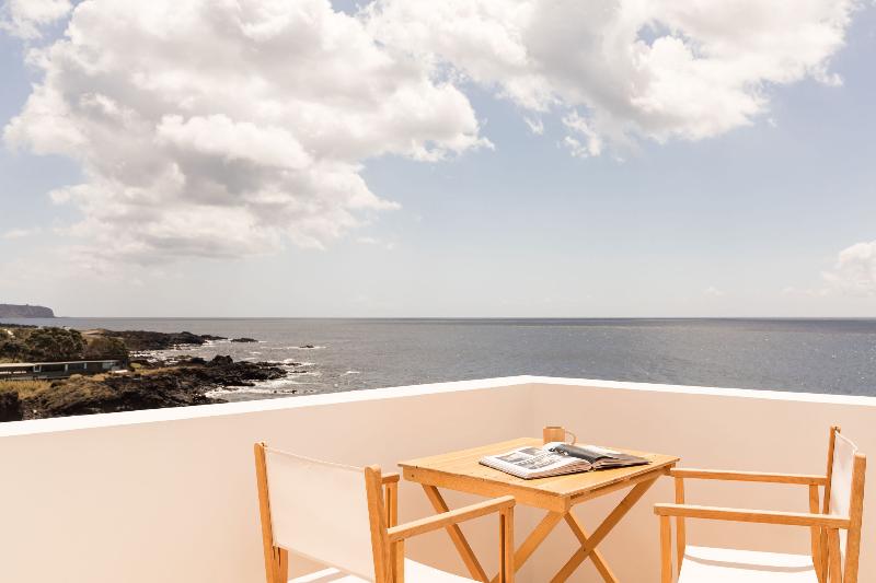 White Exclusive Suites & Villas - Oda