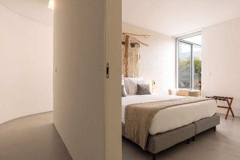 White Exclusive Suites & Villas - Oda