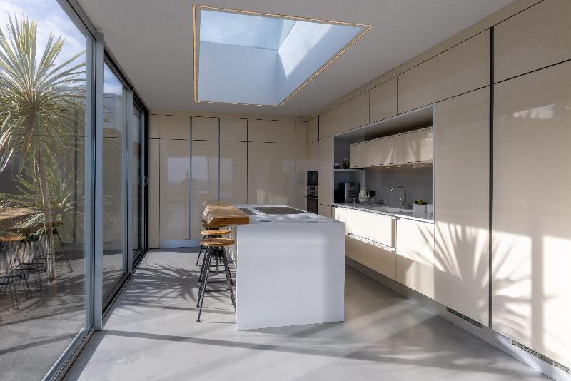 White Exclusive Suites & Villas - Oda