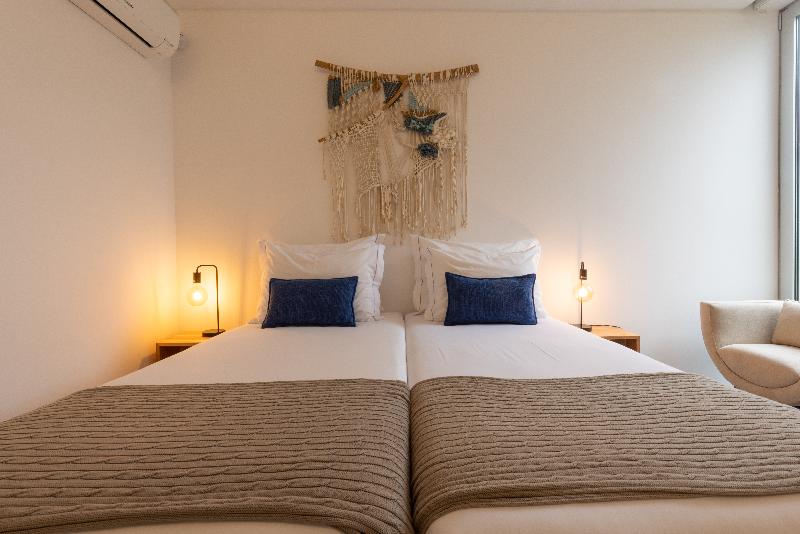 White Exclusive Suites & Villas - Oda