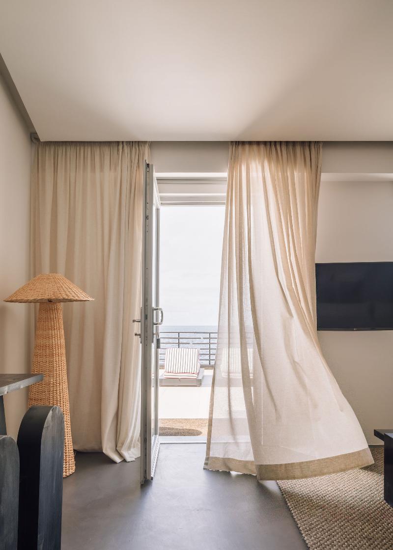 White Exclusive Suites & Villas - Oda