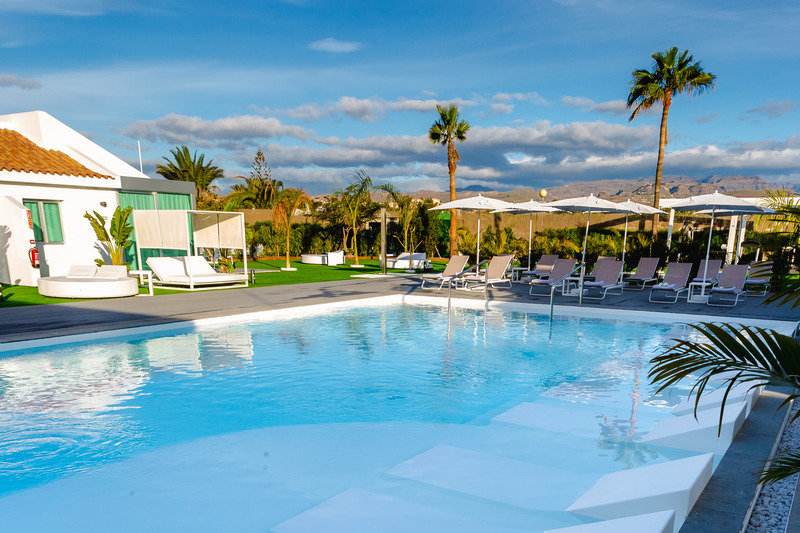Seven Hotel & Wellness-Gay Men Only - Havuz