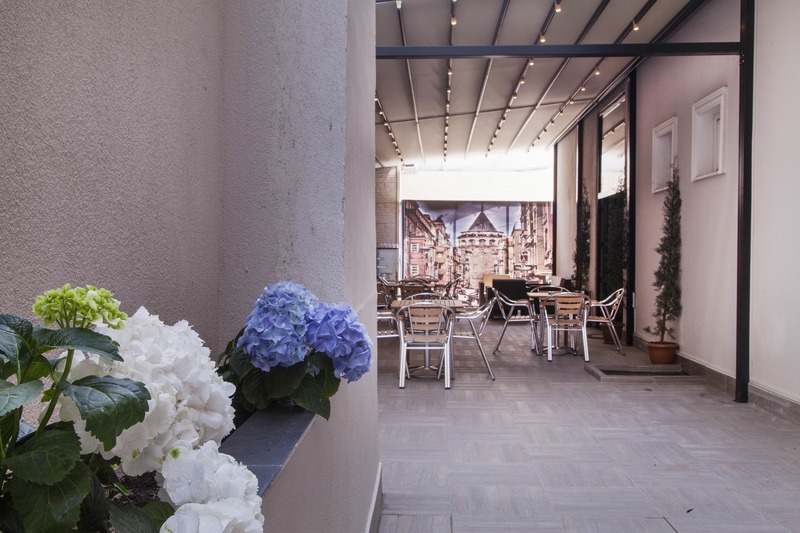 Niconya Port Suites & Hotel - Restoran