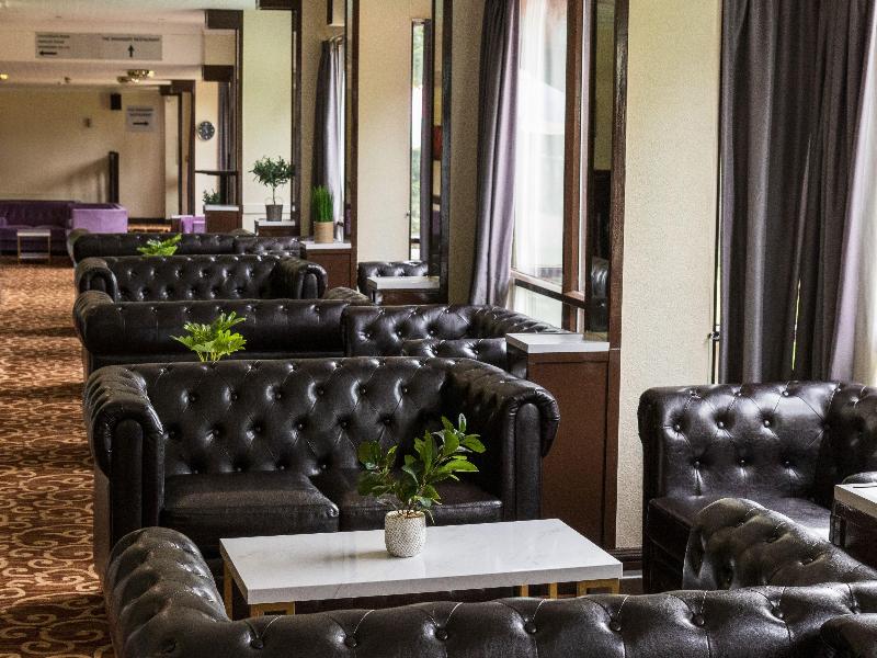 Royal Court - Bar