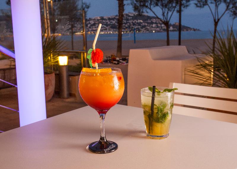 Hotel Monterrey Roses by Pierre & Vacances - Bar