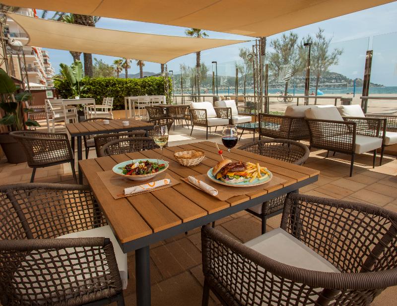 Hotel Monterrey Roses by Pierre & Vacances - Bar