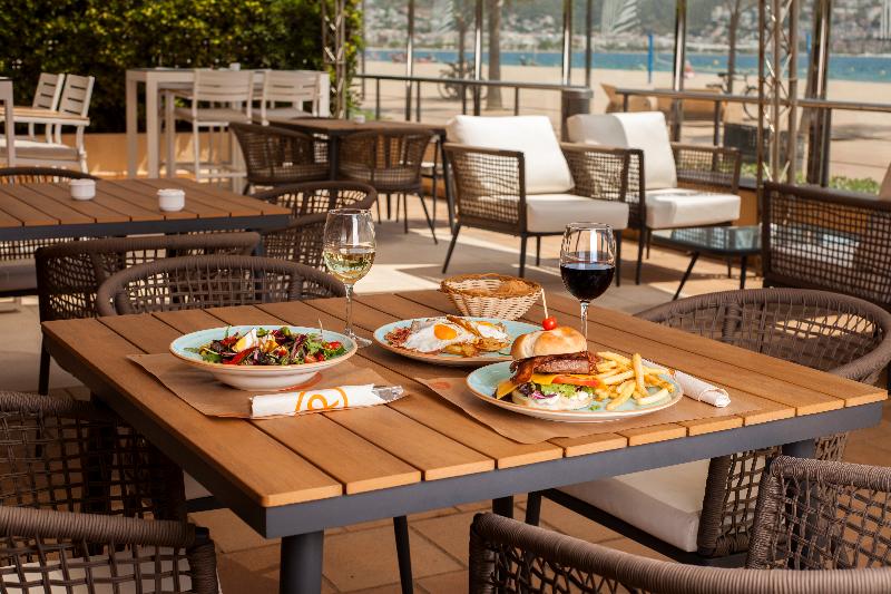 Hotel Monterrey Roses by Pierre & Vacances - Bar