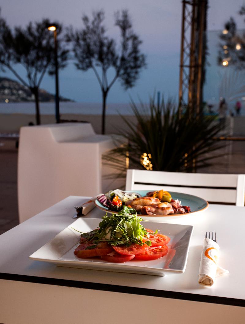Hotel Monterrey Roses by Pierre & Vacances - Bar