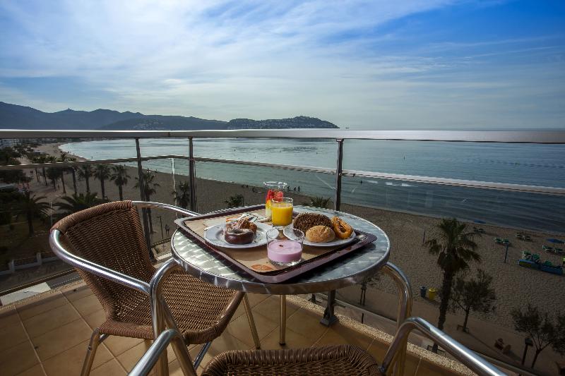 Hotel Monterrey Roses by Pierre & Vacances - Oda