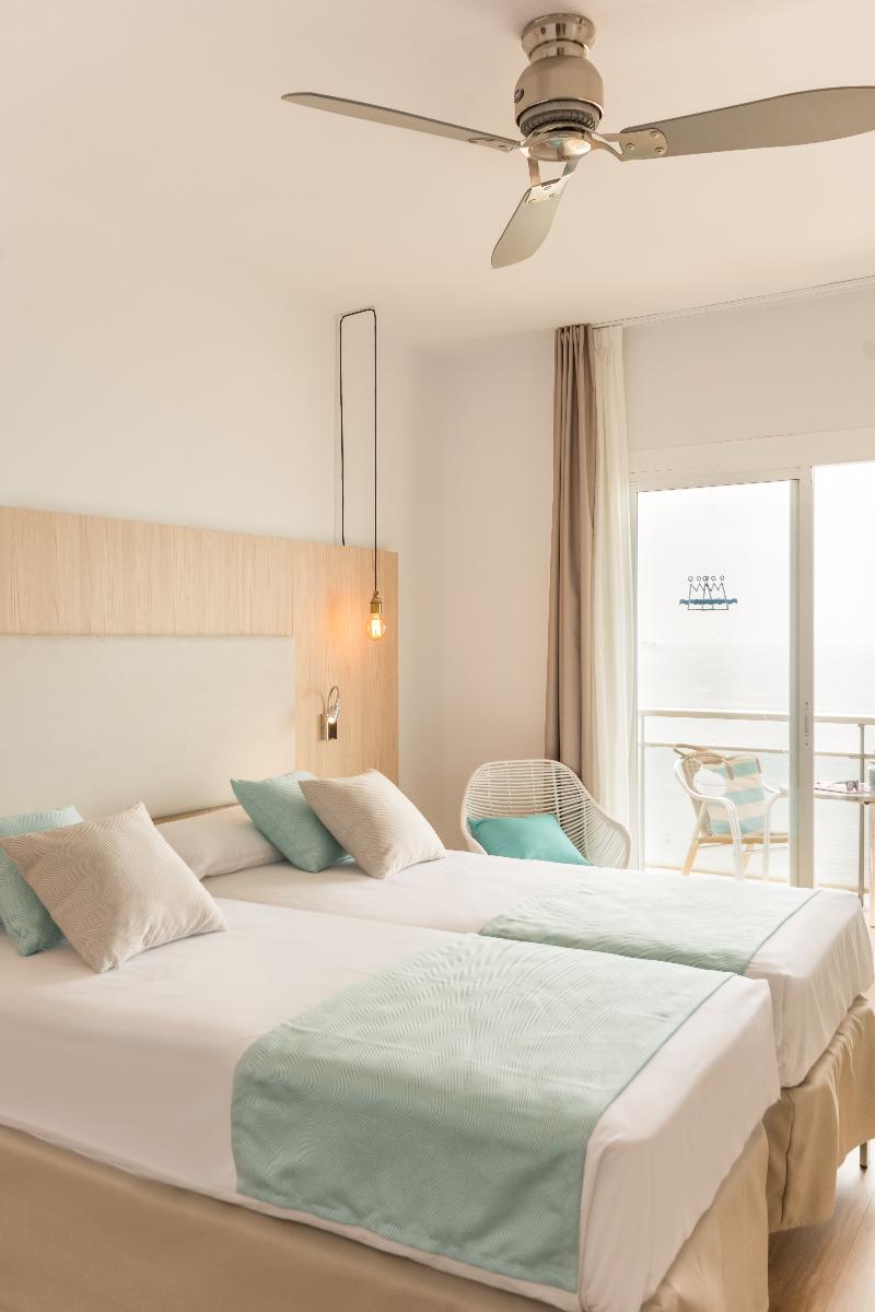 Hotel Monterrey Roses by Pierre & Vacances - Oda