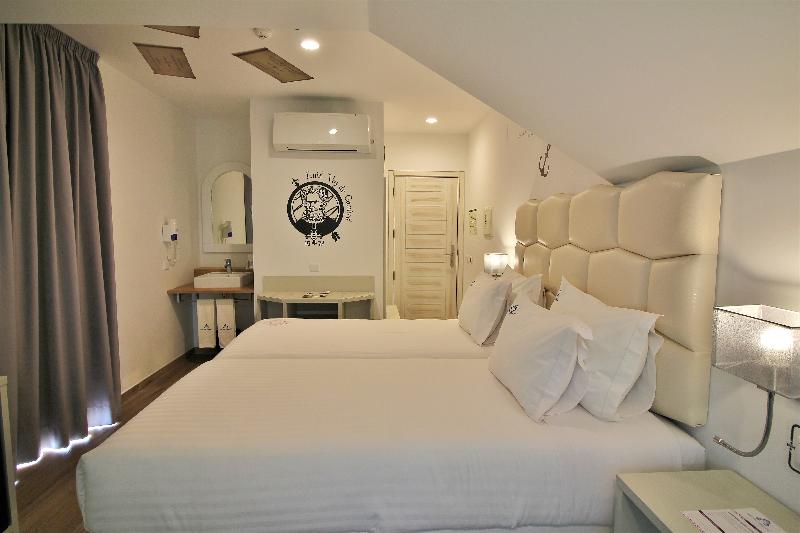 Villa Ana Margarida Hotel - Oda